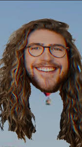 Une montgolfière spéciale MATHIEU DUFOUR? 🎈, Imaginez son ballon planant  dans le ciel, son visage souriant et sa longue chevelure frôlant le sol !  😂🤭, Embarqueriez-vous ? 😉