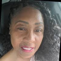 Tara Bethune's Instagram, Twitter & Facebook