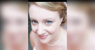 Caitlin Beach's Instagram, Twitter & Facebook