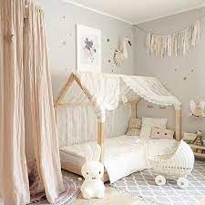Il couvre la partie frontale et arrière de la structure du lit. 871 Curtidas 13 Comentarios Decobb Decobbstore No Instagram Inspiration Deco Le Lit Cabane Et Le Ciel De Li Baby Girl Room Toddler Bedrooms Girl Room