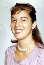 Laura Tuthill's Instagram, Twitter & Facebook