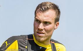 Borussia dortmund 221.465 views9 year ago. Kevin Grosskreutz Heads For Galatasaray Despite Borussia Dortmund Midfielder S Transfer Collapse Daily Mail Online