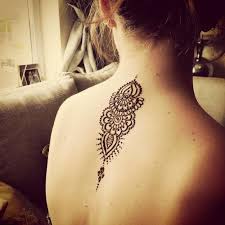 Can T Believe We Forgot To Share This One It S With Images Henna Tattoo Back Henna Tattoo Designs Henna Tattoo