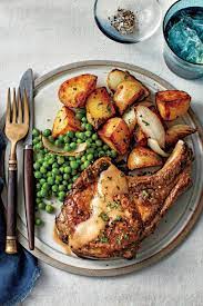 25 Sunday Dinner Ideas With Easy Recipes The Whole Family Will Love Meat Dinners Sunday Dinner Recipes Pea Recipes