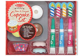 Each diy cupcake kit includes our exclusive bakebright cupcake liners, themed sprinkle mix, matching edible glitter, and candy toppers for a one of a kind decorating experience! Hey Cupcake The Melissa And Doug Cupcake Kit Is An Awesome Birthday Gift For Your Preschooler Cool Mom Picks