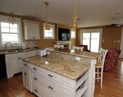 Image Result For Quartz Countertops With Antique White Cabinets White Cabinets With Granite White Granite Countertops White Cabinets White Countertops