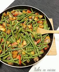 Poelee De Pommes De Terre Champignons Et Haricots Verts Tabou En Cuisine Recette Haricot Vert Recette Haricot Recettes De Cuisine