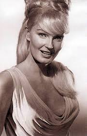 Diane Cilento (Born October 5, 1933, Died October 6, 2011) was an  Australian actress and author. She was nominated for an Academy Award for  Best Supporting Actress for her role in the 1963 film Tom Jones.