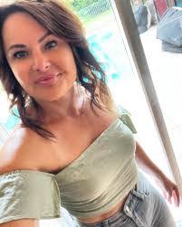 Carole Emes's Instagram, Facebook & TikTok