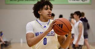 Kentucky pursuing 2027 5-star shooting guard Jordan Page