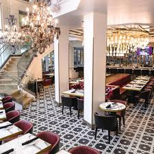 We're are a family that loves to dance, believes in living life to the fullest, laughter and love. Home Page