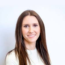 Regina Hudson's Instagram, Twitter & Facebook