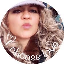 Wendy Whittle's Instagram, Twitter & Facebook