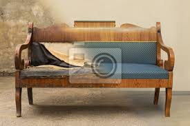 Bv 6253 a fine biedermeier sofa. Antikes Biedermeier Sofa Vor Und Nach Der Restauration In Einem Fototapete Fototapeten Wiederaufnahme Vorher Restaurierung Myloview De
