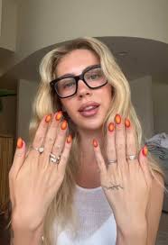 Doing My Nails Likd Eden Sinclair