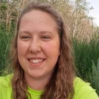 Crystal Desrosiers's Instagram, Twitter & Facebook