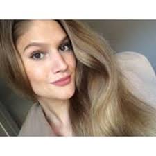 Stella Novak's Instagram, Twitter & Facebook