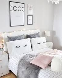 Looking for inspiring grey bedroom ideas? Pretty Rose Gold Bedroom Ideas Rose Gold Bedroom Bedroom Themes Gold Bedroom