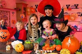 Non so se prima o poi mi deciderò a crescere e lasciare halloween ai più piccoli. Dolcetti E Decorazioni Di Halloween Le Ultime Novita Per La Tua Dolce Creativita Rigato Blog