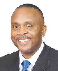 Shed Smith's Instagram, Twitter & Facebook