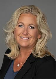 Lynnette Davis's Instagram, Twitter & Facebook