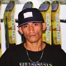 The latest WIP Caps release now live‼️ WIPCAPS.com 🧢 W Flow Snapback  (glow) •Reflective and glow in the dark embroidered 'W' •Reflective  undervisor •Comes with WIP labels + tags •Snapback