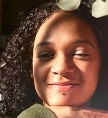 Happy 54th birthday mommy🎈.. I hope you had a beautiful day.. i miss you  n' I love you so much 💕 !!!..