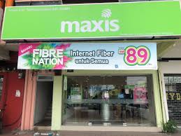 Two international finance centre, 88 floors, 412 m (1,351.7 ft), completed in 2003; Maxis Centre For Silibin E Com Home Facebook