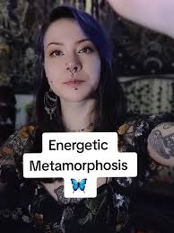 Do you prefer a night time Reiki live or during the day? 🤔 》 #reiki#e...