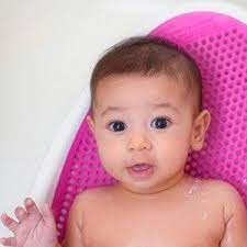 This is the one baby care products every new mom and dad should have! Angelcare Baby Bath Support Aqua Buy Online At Best Price In Uae Amazon Ae