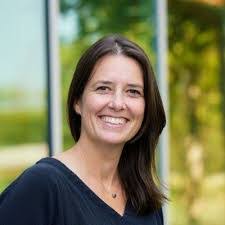 Amy Keeling's Instagram, Twitter & Facebook