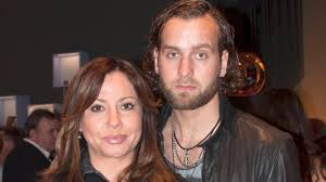 Auch mit ihren mittlerweile 55 jahren muss sich die schauspielerin nicht verstecken. Simone Thomalla Sauer Wegen Heinevetters Wechsel B Z Berlin