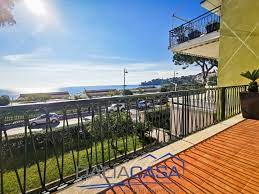 In zona poco distante da via indipendenza, accessibile anche dalla flacca, proponiamo in vendita, appartamento al primo. Appartamento In Vendita Gaeta Golfo Casa