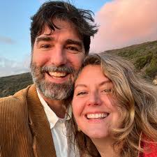 Tanya Eaton's Instagram, Twitter & Facebook