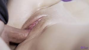 Hardcore and Fast Sex with a Slutty Girl - Cum in Her Beautiful Shaved Pussy  - XNXX.COM