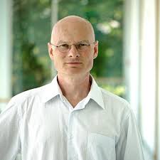 James bain verlor am 23. Daniel Fetzner Martin Dornberg Open House