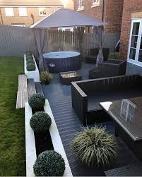 Pin By Susan Lemelin On 51 Watford Road In 2020 Outdoor Gardens Design Backyard Garden Design Backyard Landscaping Designs