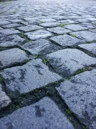 Les Paves De La Rue De Bout Du Monde Du Bout Du Monde