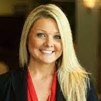 Shelley Buettner's Instagram, Twitter & Facebook