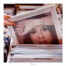 LAURA MILLER PRESENTA «A QUE» SU NUEVO TEMA.