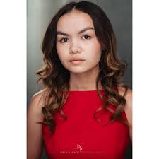 Layla Crane REP: Bonnie and Betty www.robinsavage.co.uk