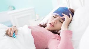 Anak sya demam udh 3 hari gak turun2 udh di kasih paracetamol dan antibiotik tpi ko gak turun2 ya panasnya demam merupakan salah satu masalah yg kerap dijumpai dalam mengasuh dan membesarkan anak. Demam Naik Turun Jadi Tanda 4 Penyakit Ini