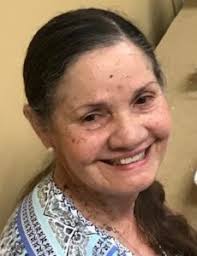 Carmen Mahan's Instagram, Twitter & Facebook