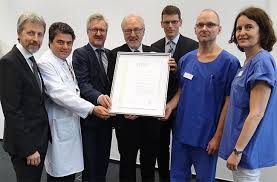 Aktuelle news, meldungen, kommentare und termine aus leverkusen und umgebung, dazu freizeittipps und mehr finden sie hier bei rp online. Arztekammer Nordrhein Uberreicht Zertifikat An Perinatalzentrum Im Klinikum Leverkusen