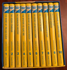 Nancy Drew Collection Box Set Books 1 10 With Slipcase Hardcover 2012 Nancy Drew Box Set Books Nancy Drew Books