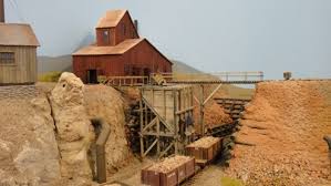 S scale customer photos