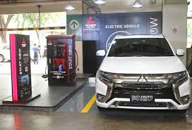 Hasil yang sebenarnya dapat bervariasi karena perbedaan dalam kabel pengisian daya, adaptor pengisi daya, versi perangkat lunak, lingkungan, dan nomor model. Mitsubishi Motors Dirikan Fasilitas Pengisian Daya Cepat Di Pusat Perbelanjaan Plaza Senayan Siaran Pers Mitsubishi Motors Indonesia