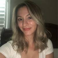 Evelyn Dickinson's Instagram, Twitter & Facebook