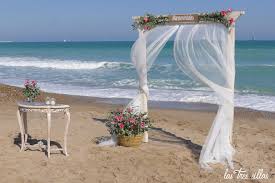 Diseñe la invitación de boda perfecta desde su hogar, utilizando nuestra gama de invitaciones de boda económicas que puede personalizar. Decoracion De Bodas Y Alquiler De Muebles Las Tres Sillas