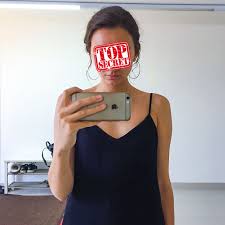 Keep it somewhere around 100 characters or so. I Ve Been Going On Tinder Dates For A Year And I Can Tell If It S Possible To Find True Love There